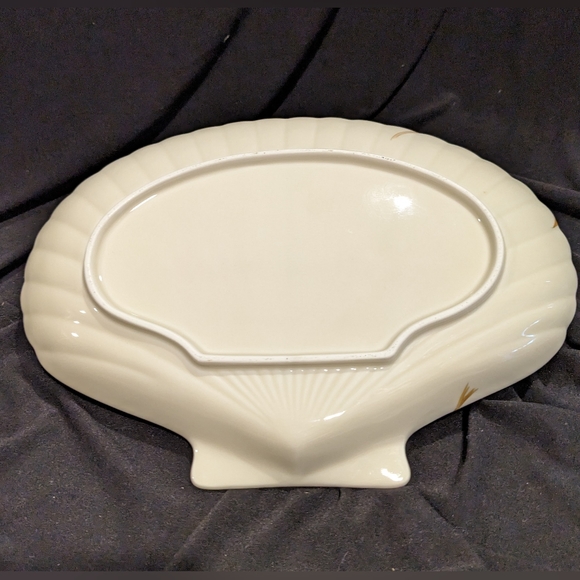 Vintage Toyo Japan Porcelain Shell Plate - Picture 2 of 5